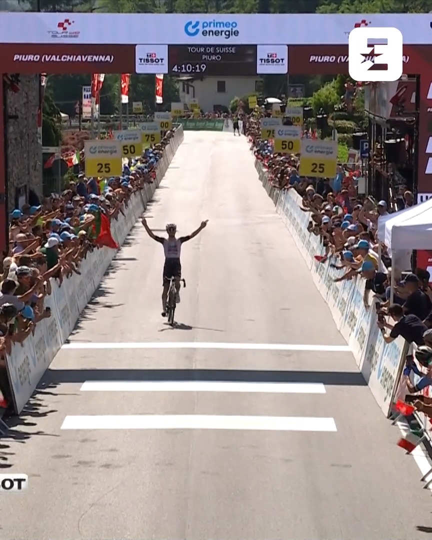 🇵🇹 ENORME vitória de JOÃO ALMEIDA na Etapa 4 da Volta à Suíça 👏🥇 🔥 O "Bota Lume" triunfa após um ataque a 50 km da meta, numa fantástica demonstração de classe e força 😱💪 🥇 6.ª vitória da temporada para o português 🔛 "Operação Remontada" em marcha ⏳