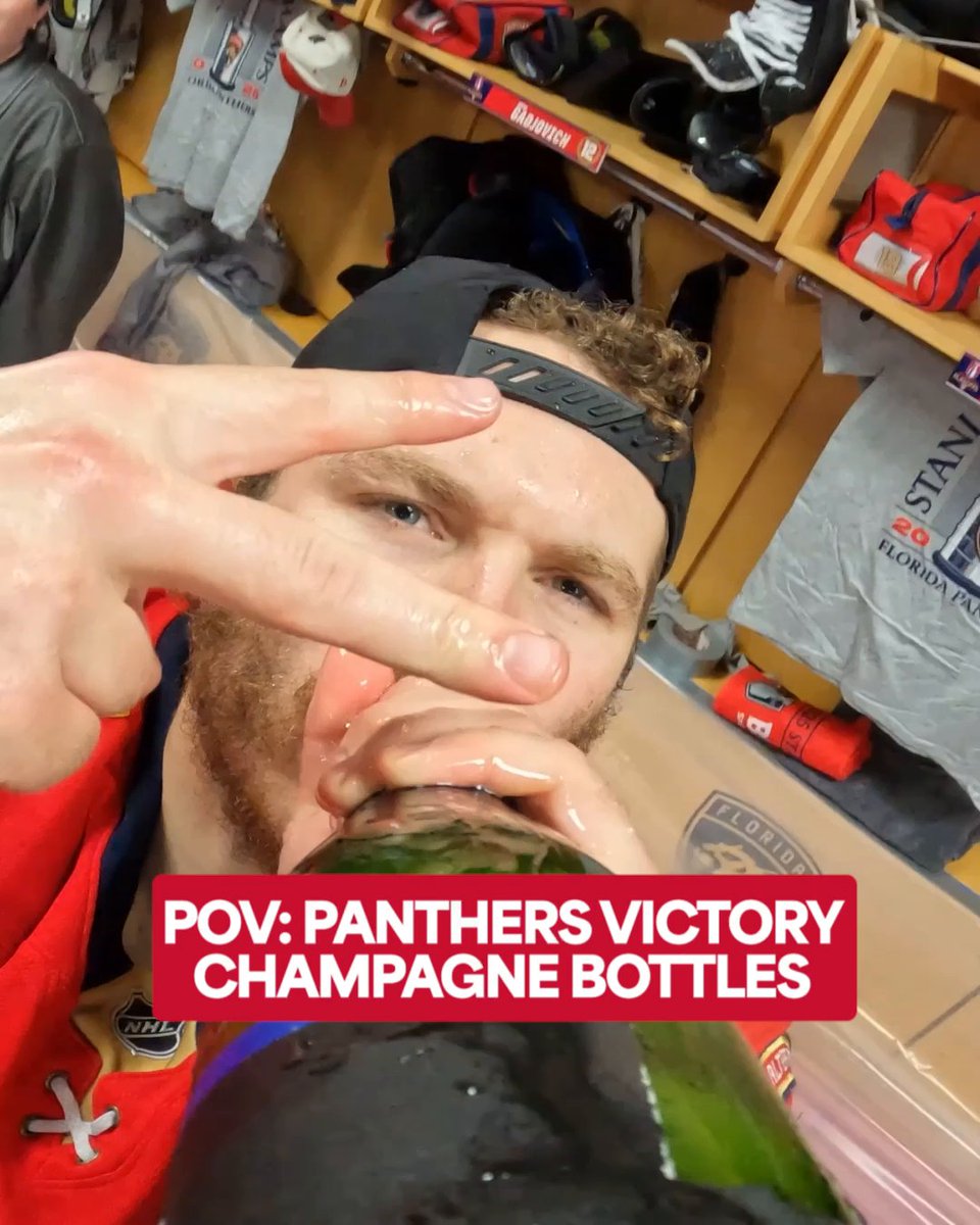 Hey Siri, play champagne problems 🍾 #StanleyCup