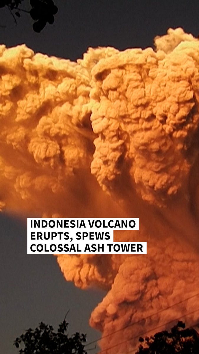 VIDEO: 🇮🇩 Indonesia volcano erupts, spewing colossal ash tower Mount Lewotobi Laki-Laki, a 1,584-metre volcano on the tourist island of Flores, has erupted, spewing a colossal ash tower into the sky causing dozens of flights to and from nearby Bali to be cancelled #AFPVertical