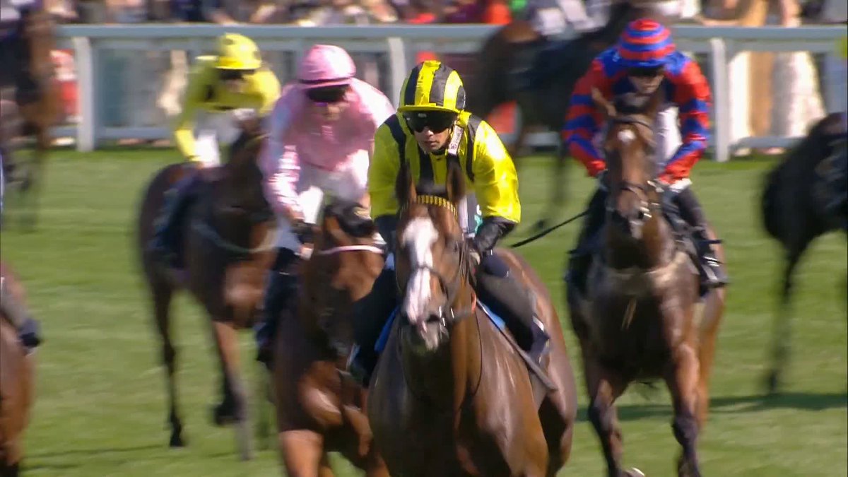 My Cloud wins the Royal Hunt Cup under Silvestre de Sousa ☁️🏆 Roger Varian | #RoyalAscot