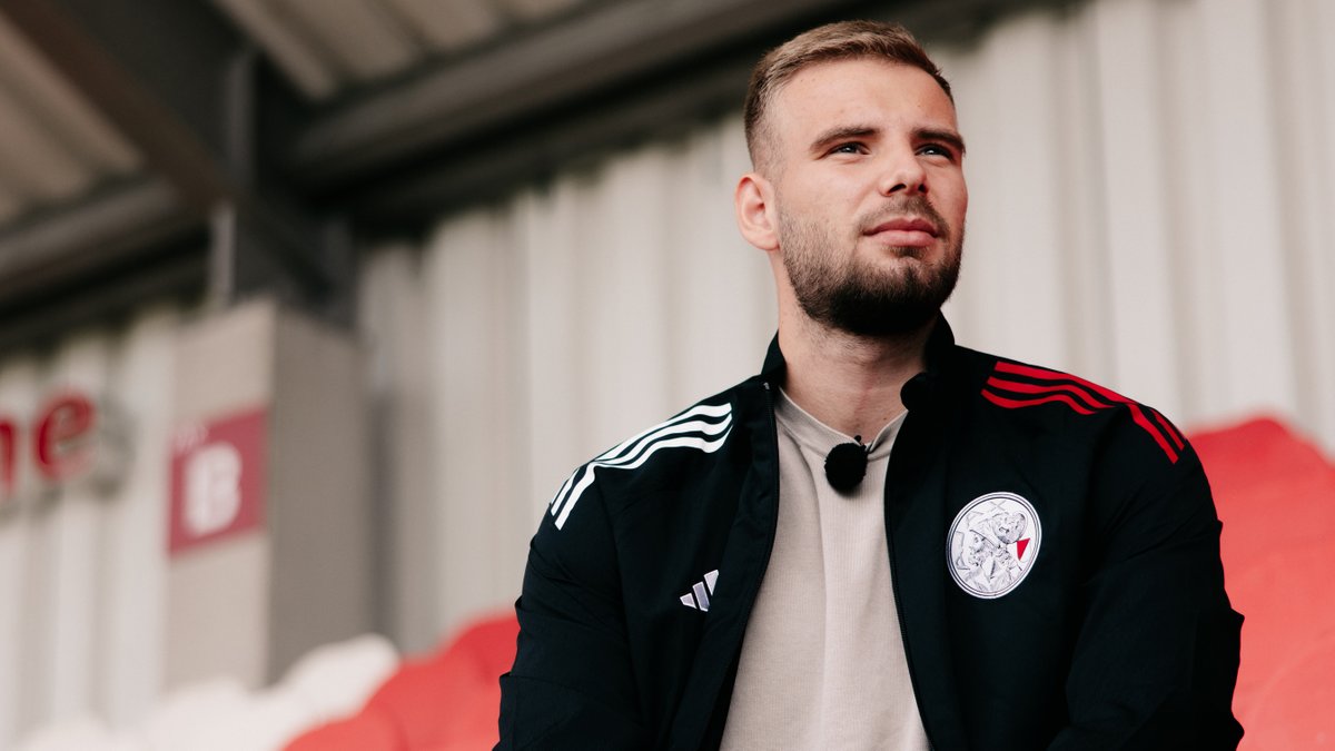 Get to know Vitezslav Jaros! 🤝