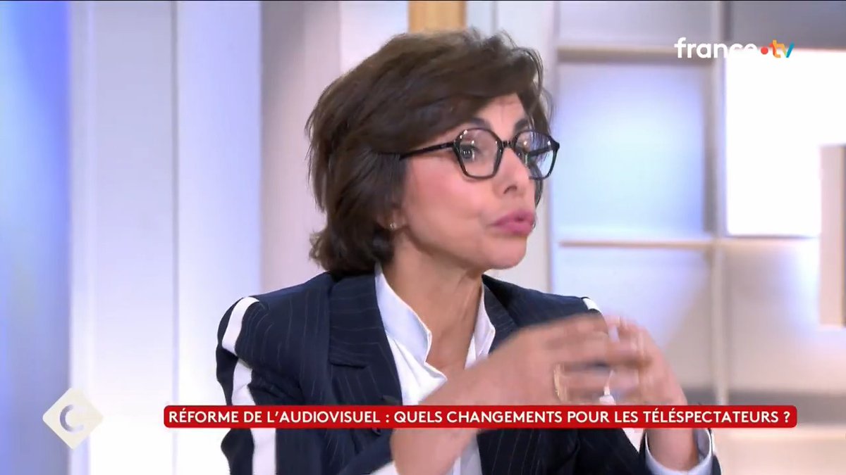 Holding « France Médias » : Rachida Dati ن réagit « Quand les Français financent près de 4 milliards d’euros, ça doit profiter à tous. Jeunes et classes populaires n’y sont plus. Je veux que ça marche pour tout le monde. Il faut un chef d’orchestre. » #CàVous
