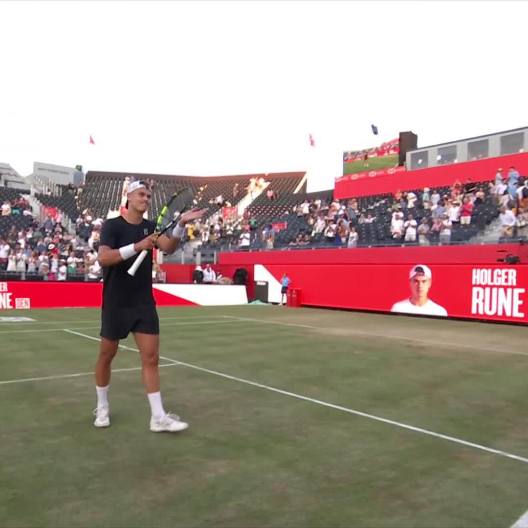 Rune in a rush 💨 Holger Rune wins the final two sets in just 49 minutes to defeat McDonald 2-6 6-1 6-1! #HSBCChampionships