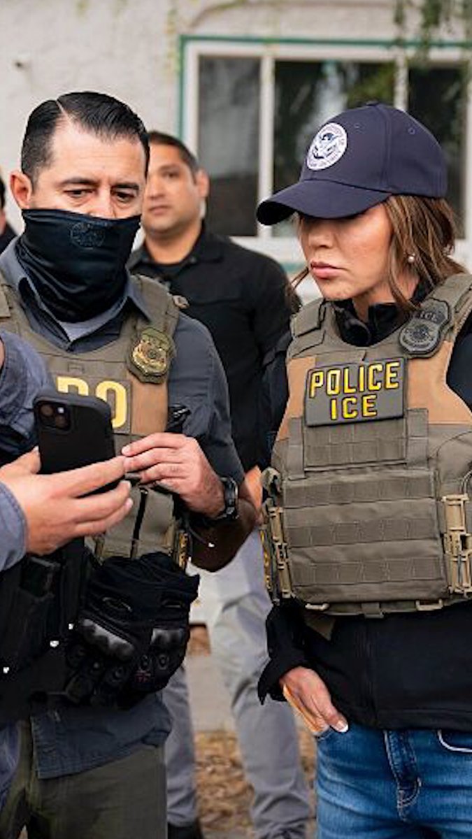 Businesses are stepping up to protect their employees against ICE raids. Over 100 workplaces have pledged to become 4th Amendment Workplaces and have trained their staff on what to do if ICE shows up. Learn more: (with Siembra NC)