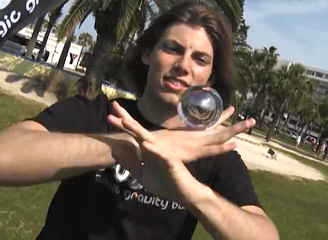 Fushigi commercial (2010)