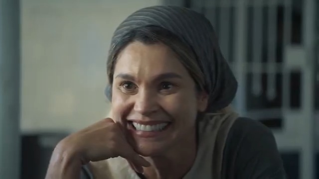 Chamada de Sandra (Flávia Alessandra) #EtaMundoMelhor