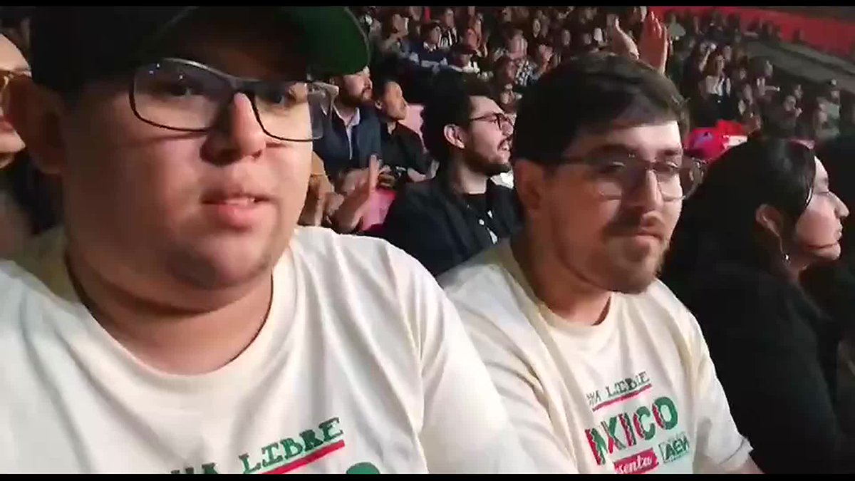 "LOS ABUCHEOS A ATLANTIS SON INJUSTOS PORQUE ES UNA LEYENDA" #AEWGrandSlamMexico | Para estos fans, los reproches a Atlantis se deben a que ha desenmascararado a leyendas como Villano 3 y Último Guerrero. Consideran que el Jr. no merece esto, pues va iniciando. #AEWxFSMX