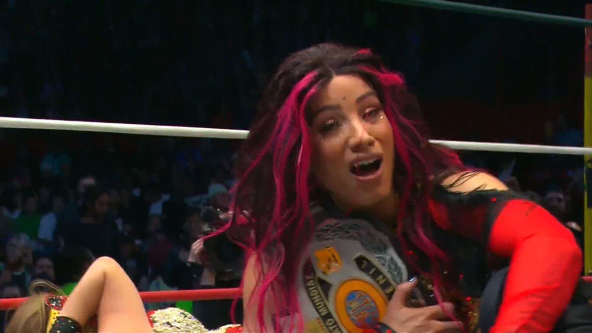 What a moment! Último Moné is now your NEW Lucha Libre CMLL World Women's Champion! Watch #AEWGrandSlamMexico LIVE on TBS &amp; MAX