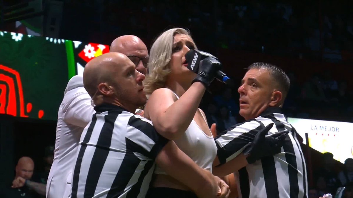 "Let the games begin!" #AEW Women's World Champion Toni Storm confronts the newly crowned Lucha Libre CMLL World Women's Champion Último Moné! Watch #AEWGrandSlamMexico LIVE on TBS &amp; MAX