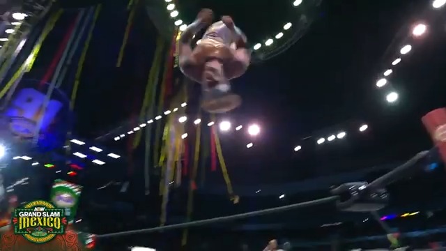 THEY DON'T CALL @WILLOSPREAY "THE AERIAL ASSASSIN" FOR NOTHING! Watch #AEWGrandSlamMexico LIVE on TBS &amp; MAX