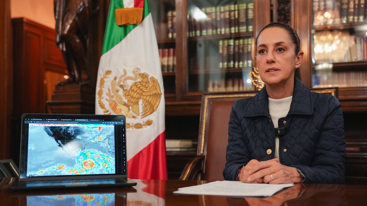 Aviso importante sobre el huracán Erick categoría 3, que avanza hacia las costas de Guerrero y Oaxaca. Mantengámonos informados.