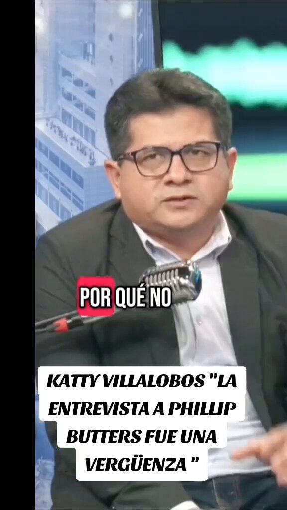 Luego de la REVOLCADA que Phillip Butters les dió, Katty Villalobos anuncia su RENUNCIA al programa que compartía con Juliana Oxenford, y Tobi, dice que fué una total VERGÜENZA, que no estuvieron preparados, y que al gordo Tobi le ganó el ego. Dió con palo a sus ex compañeros