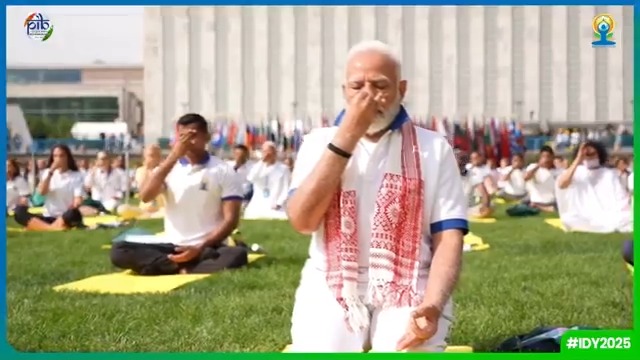 Yoga Day is almost here! 🧘‍♂️✨ Theme: “Yoga for One Earth, One Health” As we celebrate 10 glorious years of the #InternationalDayofYoga, Ministry of Ayush has unveiled 10 Signature Events to elevate the global reach of yoga: 💠Yoga Sangam 💠Yoga Bandhan 💠Yoga Parks 💠Yoga Samavesh 💠Yoga Prabhav 💠Yoga Connect 💠Harit Yoga 💠Yoga Unplugged 💠Yoga Mahakumbh 💠Samyog Let’s come together to honour this ancient tradition and embrace wellness for ourselves and the planet!🌍🧘‍♀️ #YogaForOneEarthOneHealth #YogaDay2025 #YogaForAll Ministry of Ayush Ministry of Information and Broadcasting