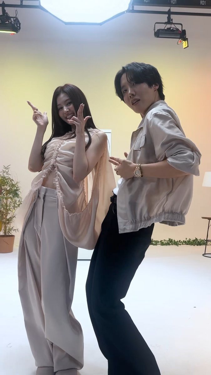 SANA KILLIN' IT GIRL CHALLENGE WITH BTS J-HOPE