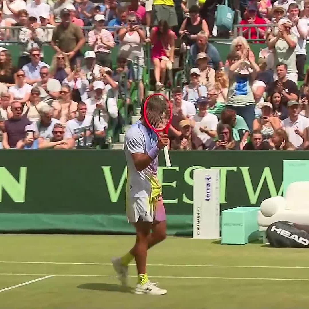 So clutch 🥵 Flavio Cobolli fights back and comes through a second consecutive deciding set tiebreak to defeat Shapovalov 7-6 6-4 7-6 #TWO25