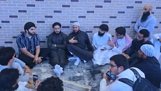A beautiful evening sitting with the brothers in Houston, Texas last night. May Allah reward them for their warm hospitality and grant them continued success. Insha Allah, we will meet again soon.