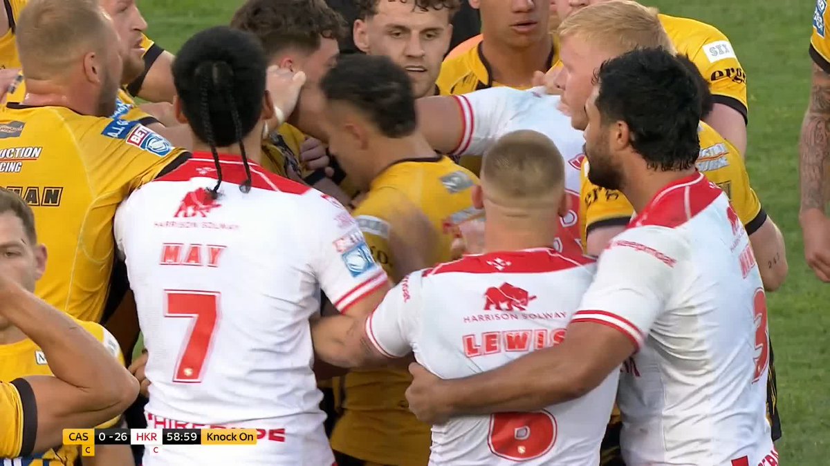 Tensions boil over between Hull KR and Castleford! 😬