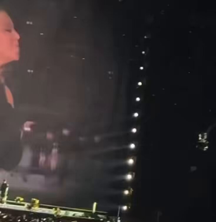 beyoncé closes out her first ICONIC paris show😭🥹