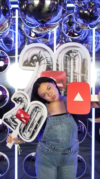 🧠💬 samantha eve’s dream? using her platform to spark real convos around mental health. this is what 20 years of creators building community on YouTube looks like. #VidConAN25