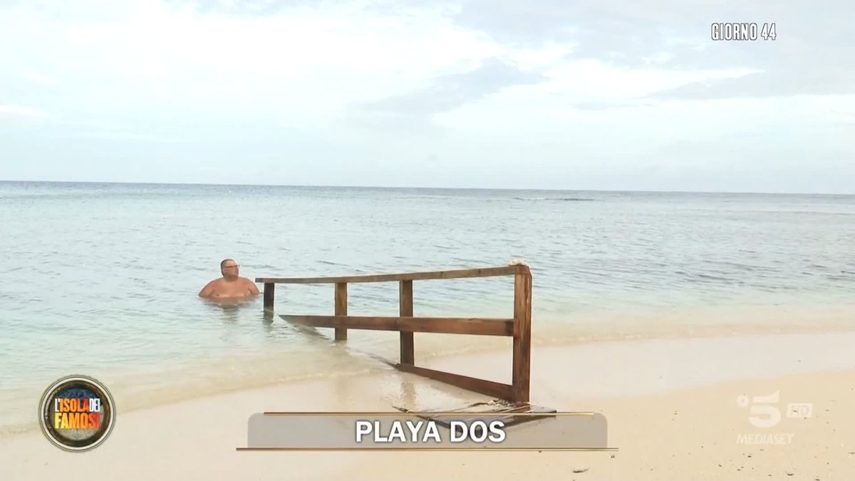 "Si chiama REGOLAMENTO DEI CONTI" La delusione di Jey per l'inaspettata nomination di Mario cela in realtà a una resa dei conti da parte di Mario. #Isola