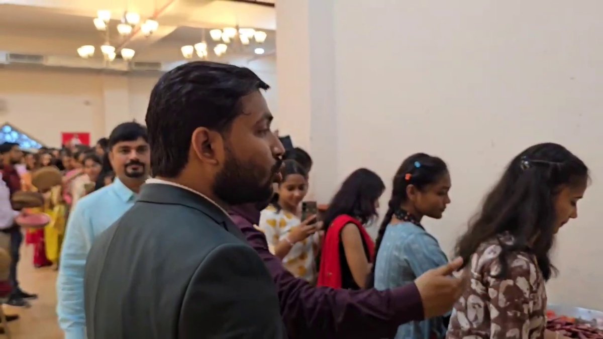 खान सर की दूसरी रिसेप्शन पार्टी पटना की ऐतिहासिक इमारत अंजुमन इस्लामिया हॉल में लड़कियों के लिए ग्रैंड पार्टी...