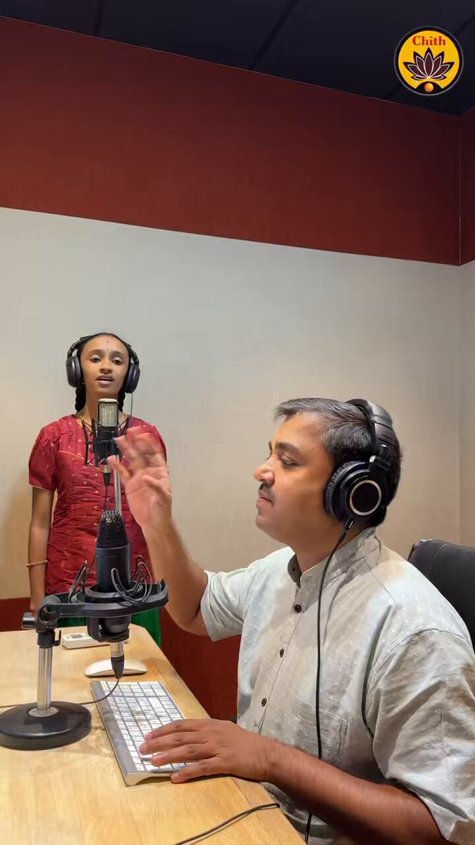 Here’s a sacred moment from our recent recording session of the Kannada classic, “Toredu Jeevisabahude?”, penned by Saint-Poet Sri Kanakadasaru, soulfully rendered by Rakshitha Ramji. May it draw us closer to the lotus feet of Lord Hari!
