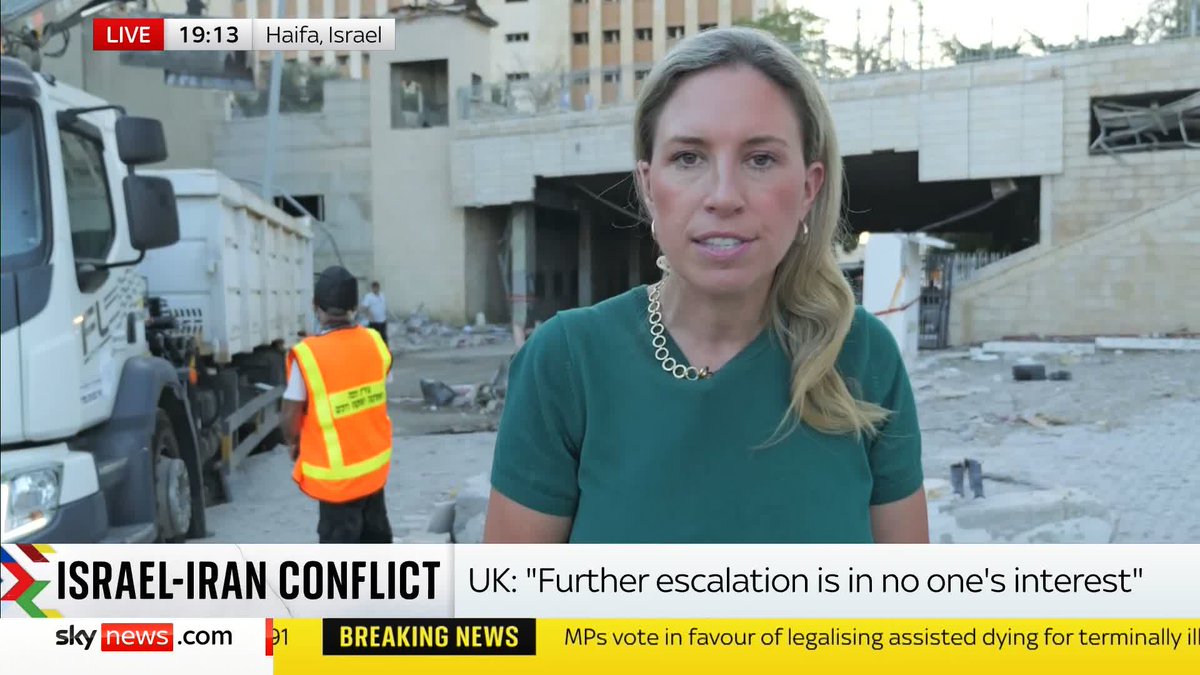 "Israel is seeing this as continued evidence of the threat against the people" Cordelia Lynch has the latest from Israel, reporting live from the site of an Iranian missile strike in Haifa Live updates ➡️ 📱