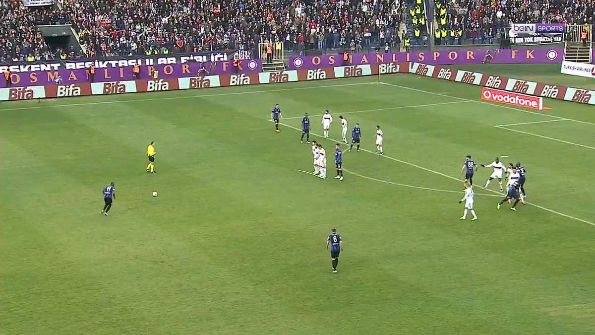 👀 Royston Drenthe'den nefis bir frikik golü... ⚽ Süper Lig tarihinde atılan unutulmaz goller, sizlerle... | #beINSPORTS