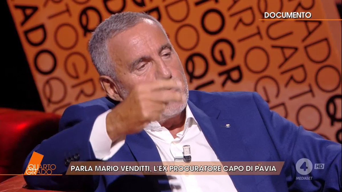 "La Corte d'Appello e la Cassazione dicono due cose: l'autore dell'omicidio è uno solo ed è Alberto Stasi, da qui non si può uscire" Rompe il silenzio a #Quartogrado il magistrato Mario Venditti che ha fatto archiviare le indagini su di Andrea Sempio