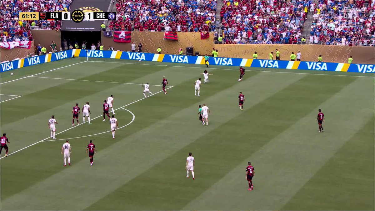 O primeiro gol da vitória do Mengão na FIFA Club World Cup saiu dos pés de Bruno Henrique! 🎥: DAZN Portugal Assista a todos os jogo do Flamengo ao vivo e de graça no app DAZN: #FLAxCHE #FIFACWC #TakeItToTheWorld