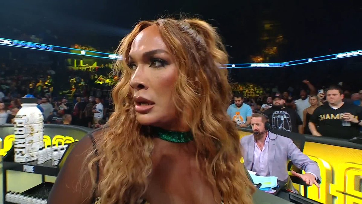 Naomi tried to cash-in but Nia Jax said: not today 😡 #SmackDown