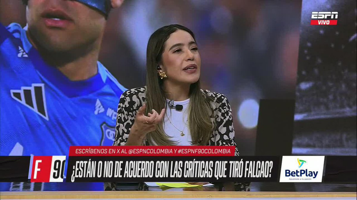 #ESPNF90Colombia ¿Estás de acuerdo con los reclamos de Radamel Falcao García sobre el arbitraje? "A los ídolos hay que humanizarlos pero sus palabras SÍ SON CUESTIONABLES, usar palabras como las que usó es un ERROR" Sarah Castro Lizarazo Queremos leer tu opinión con #ESPNF90Colombia