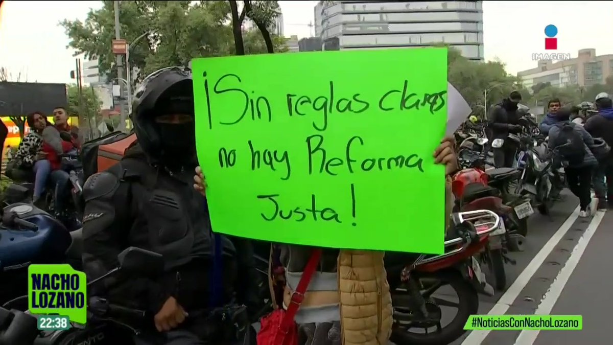 A partir de este domingo los conductores y repartidores de plataformas como Uber, Didi y Rappi dejarán de ser socios para convertirse en empleados con derechos laborales como #IMSS, aguinaldo e #Infonavit. ¿Por qué no todos están de acuerdo? Esto es lo que pasa: