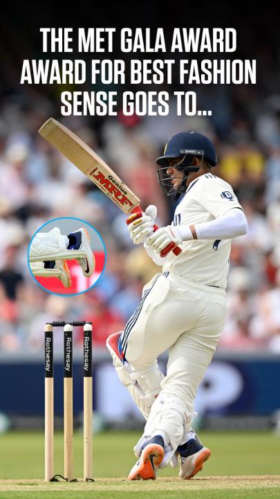 The Met Gala Award for best fashion sense goes to... Shubman Gill! 🧦 #ENGvIND | #AwardsNight