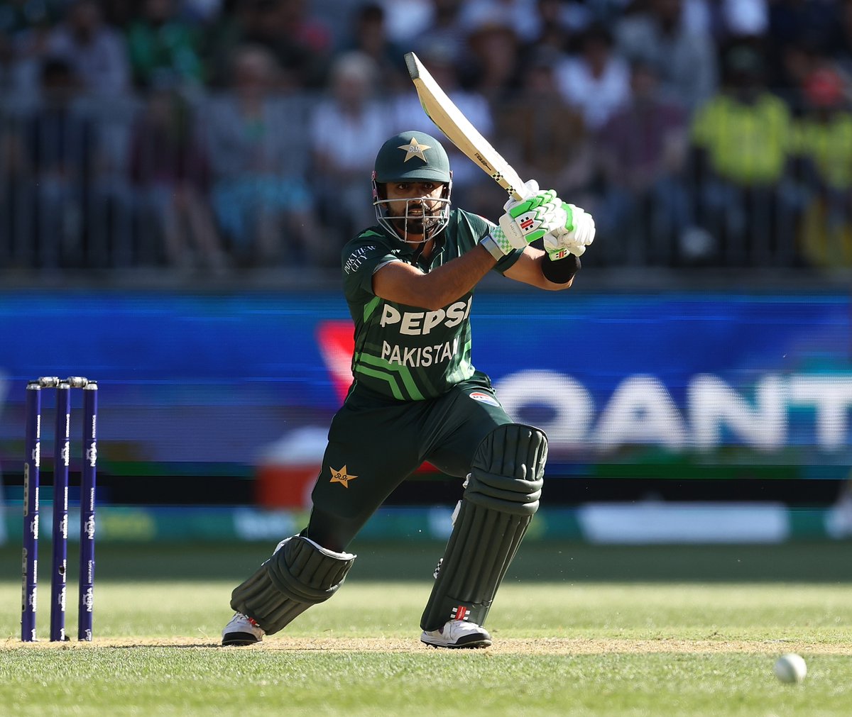 "The most beautiful batter in the world." 🇵🇰 Babar Azam and Steve Smith batting together will be 'extraordinary' viewing this summer! #BBL15 #TheSurge