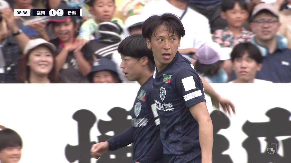 #紺野和也 が細かいボールタッチから 左足を振り抜き、すぐさま同点に🔥 🎦 ゴール動画 🏆 明治安田Ｊ１リーグ 第21節 🆚 福岡vs新潟 🔢 1-1 ⌚️ 9分 ⚽️ 紺野 和也（福岡) #Ｊリーグ
