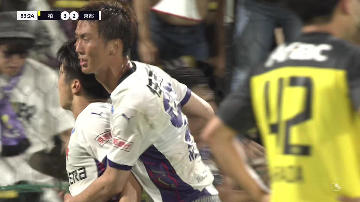 粘る京都！ 混戦から #川﨑颯太 が押し込んで三度同点に🔥 🎦 ゴール動画 🏆 明治安田Ｊ１リーグ 第21節 🆚 柏vs京都 🔢 3-3 ⌚️ 84分 ⚽️ 川﨑 颯太（京都) #Ｊリーグ