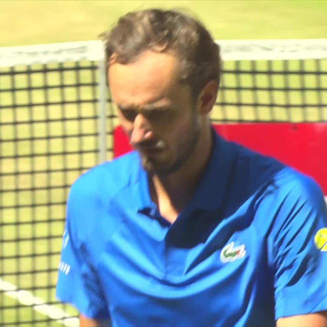 Placed to perfection 👌 Daniil Medvedev #TWO25