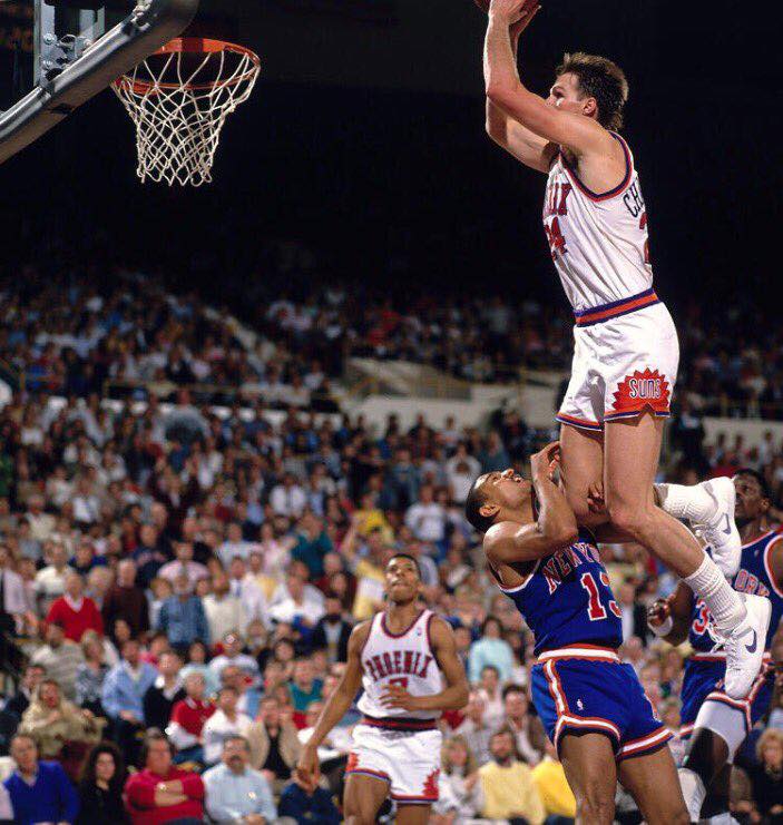 HBD Tom Chambers! The 4 x All-Star used to have the top 2 scoring games in Suns history (60, 56) and was doing this years before WHITE MEN CAN'T JUMP came out.