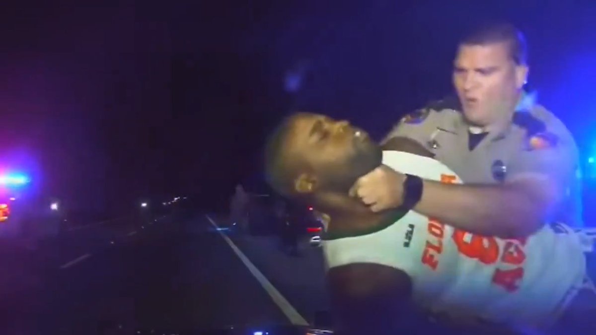Jaythan Gilder pretended to be an "assistant to an NBA player" to gain access to the high value area of a Tiffany jewelry store in Florida then grabbed hundreds of thousands of dollars worth of jewelry and ran off with them. He was tracked down by Orlando police and successfully swallowed earrings worth ~$800k during his arrest. The police then brought him to the hospital to be x-rayed; confirming he had swallowed them. They then waited until they were "expelled" from him and returned them to the jewelry store.... #CityLife #florida #crime #FloridaMan #cops #FAFO #digestion