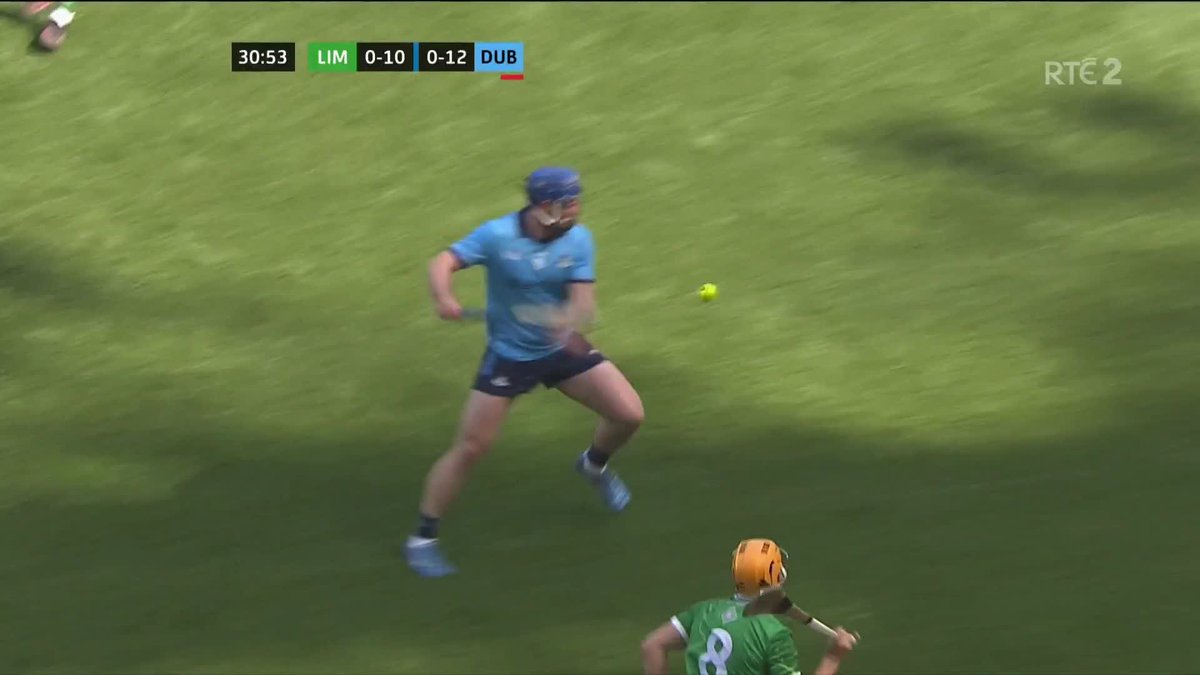 Despite playing with 14 men, it's Dublin with the momentum and the lead in their All-Ireland SHC quarter-final against Limerick. 📺 RTÉ2 & RTÉ Player 📱 Updates -