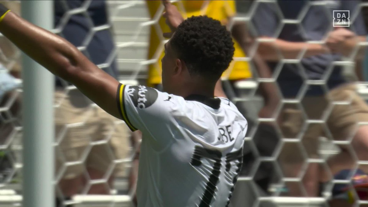 Jobe Bellingham estreia-se a marcar pelo Dortmund na primeira titularidade!