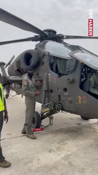 Nijerya Hava Kuvvetleri pilotu, ATAK helikopterini övgüyle tanıttı. ✅"En sert savaş koşullarında bile üstün manevra kabiliyeti." ✅"Düşmana karşı yüksek isabet oranı ve çok yönlü taarruz gücü." ✅"Zorlu hava koşullarında bile hassas saldırı yeteneği."