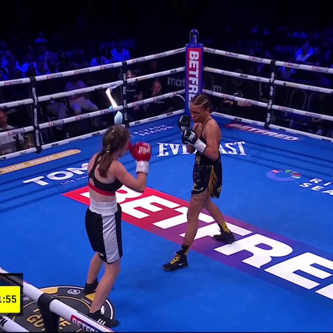 WHAT A DEBUT 🤯 Tiah-Mai Ayton gets it done in the third after a dazzling display 🤩 #YafaiRodriguez | Live NOW on DAZN