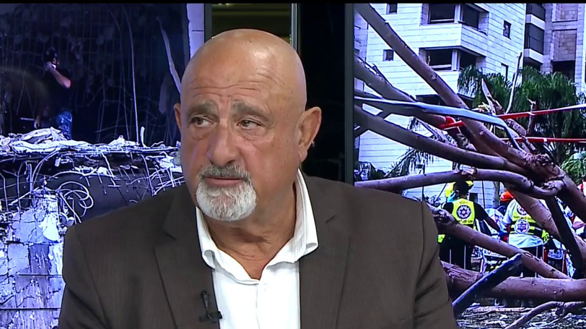 "Le cirque européen, on connait. Ils ne sont même pas capables de libérer Boualem Sansal donc je ne vois pas très bien comment ils peuvent intervenir au Proche-Orient" Raphaël Jérusalmy, ex-officier