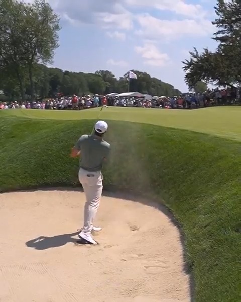 Golf is hard, even for Scottie Scheffler. A triple bogey on the first hole moves him from T1 to T10 TravelersChamp. 📺 Golf Channel