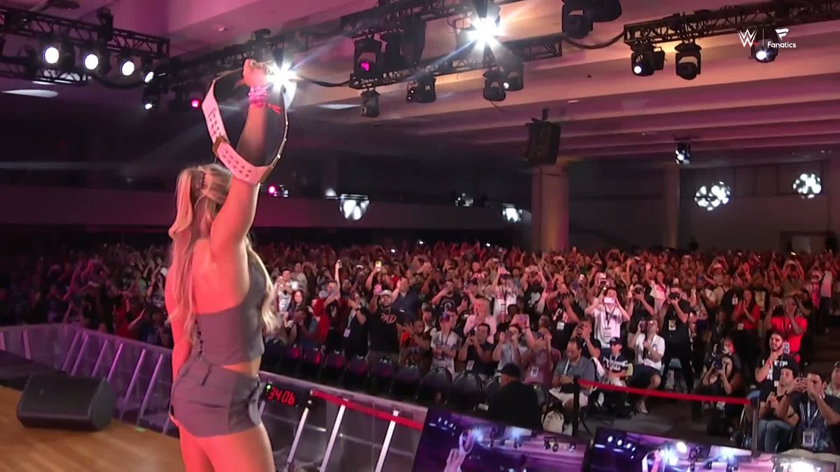It's Tiffy Time! Tiffany Stratton has arrived to the #SummerSlam Kickoff Show! Fanatics Fest Fanatics