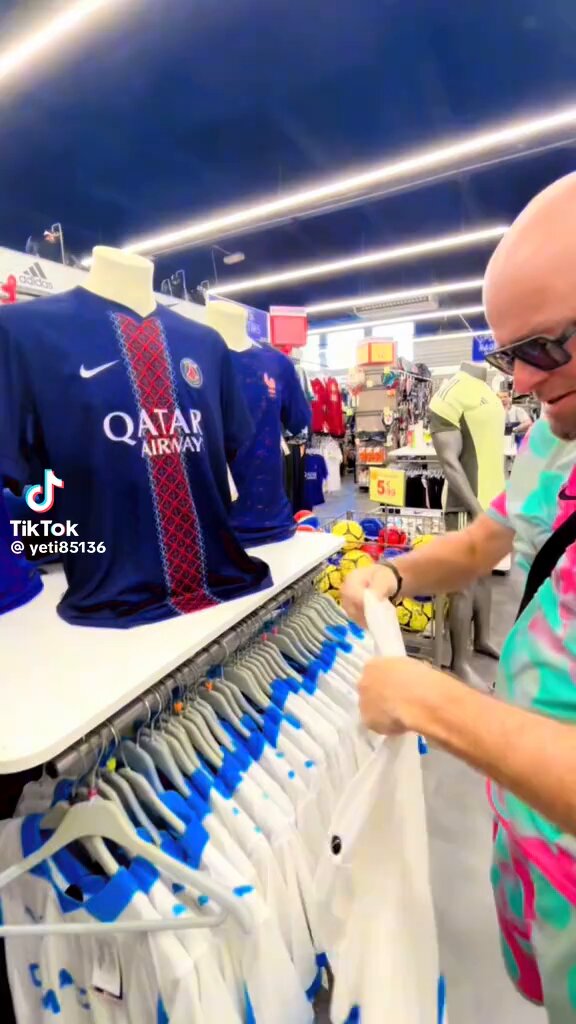 Ptn excellent celui qui à fait ça🤣🤣🤣🤣🤣🤣😂😂😂😂😂😂😂