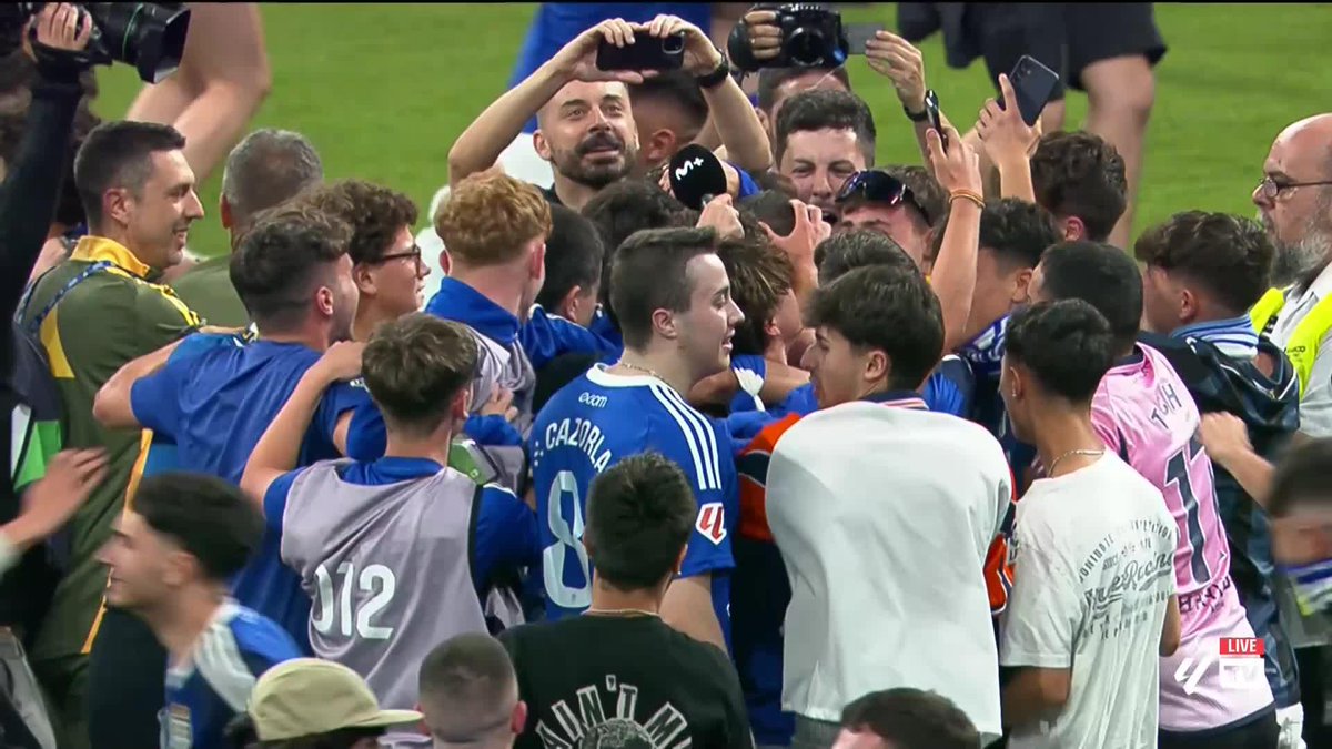 Just look at the scenes 😍 Real Oviedo are back in LALIGA EA Sports after defeating Mirandés over two legs 💙