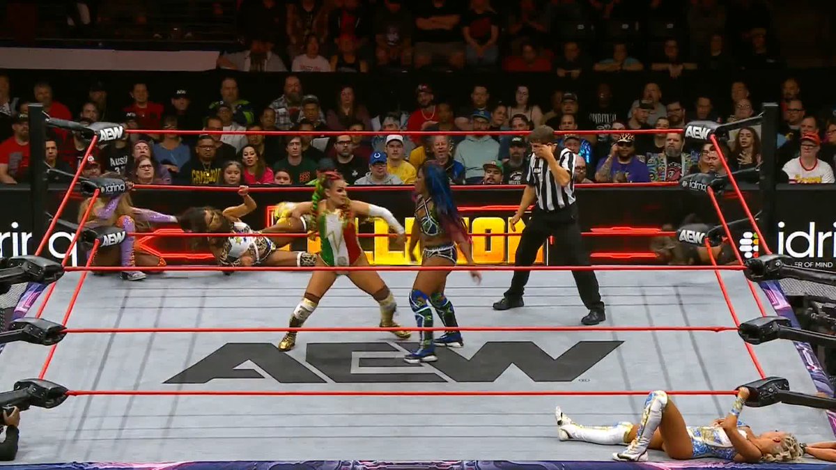 ROH World Champion Athena is ROH & All Elite! and @ThunderRosa22 are slugging it out! Watch #AEWCollision LIVE on TNT & MAX